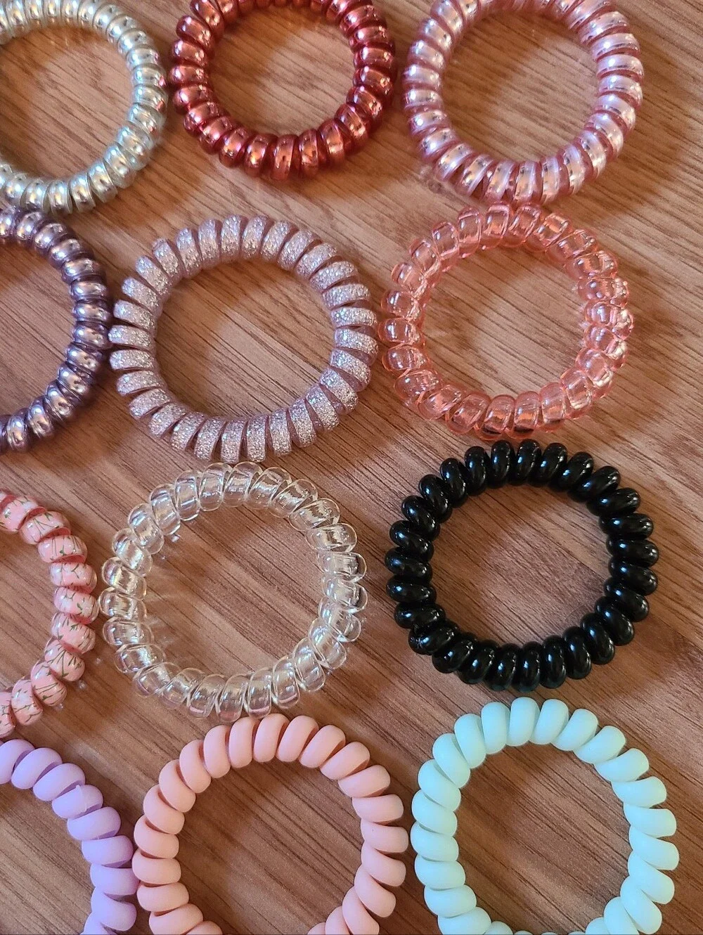 Set Of 16 Women's Coil Hair Ties